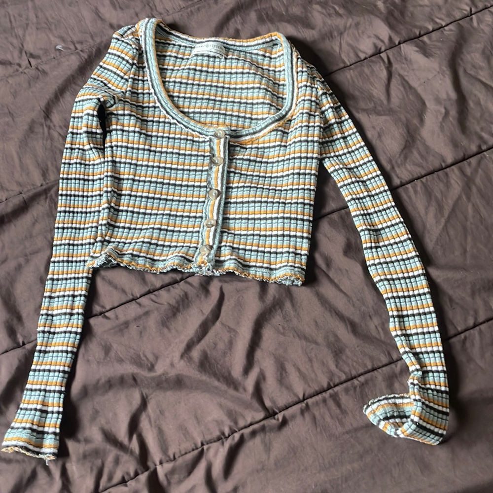URBAN OUTFITTERS LONG SLEEVE SHIRT